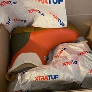 Xtratuf Women's 6 Inches AnkleDeck Boot Sz 7 Vintage Coral